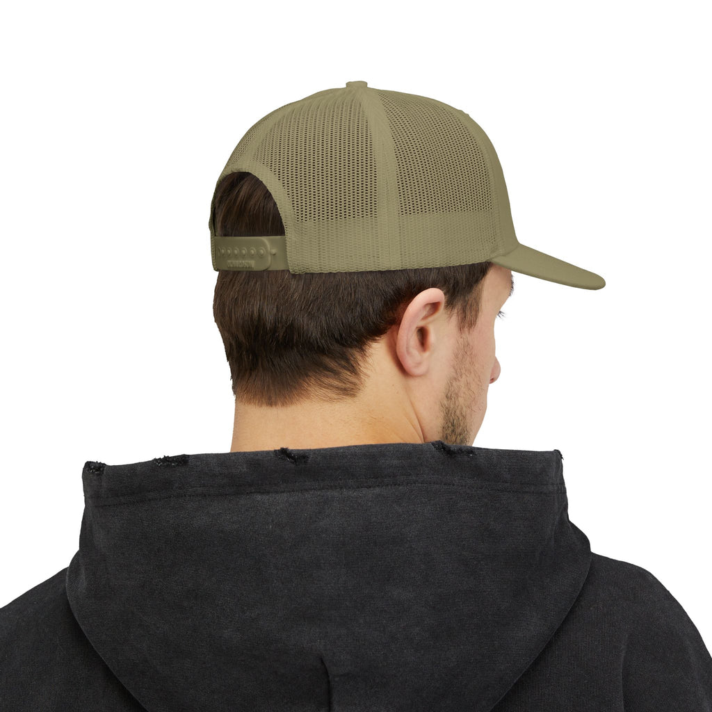 Embroidered Gothic 'G' Snapback Trucker Cap